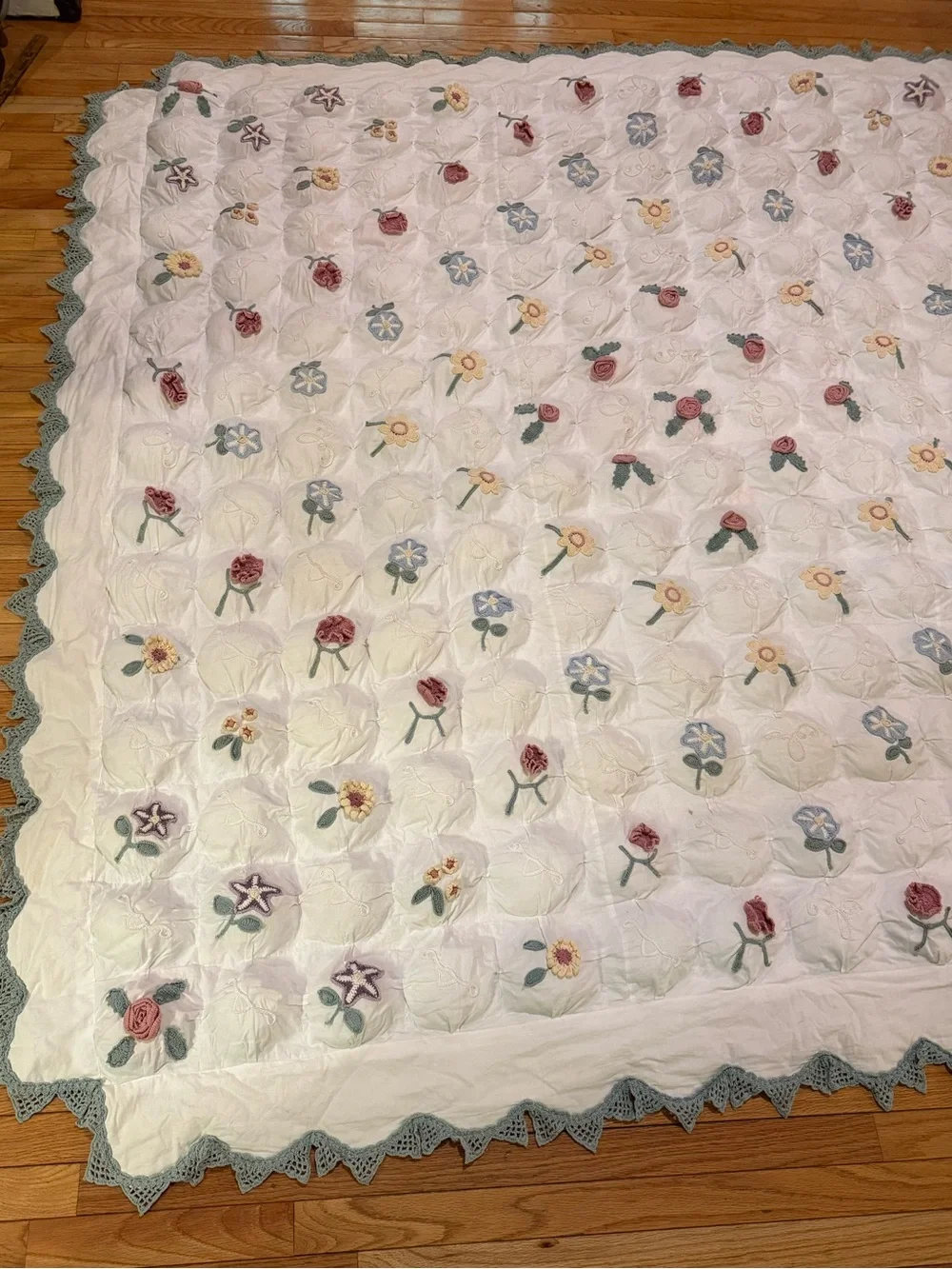 OOAK Handmade White Floral Crochet Appliqué Cotton Comforter Blue Crochet Trim